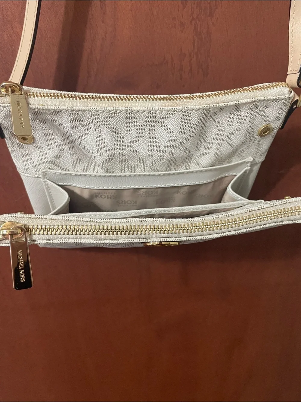 Michael Kors Cream Logo Crossbody Bag. New. Classy.